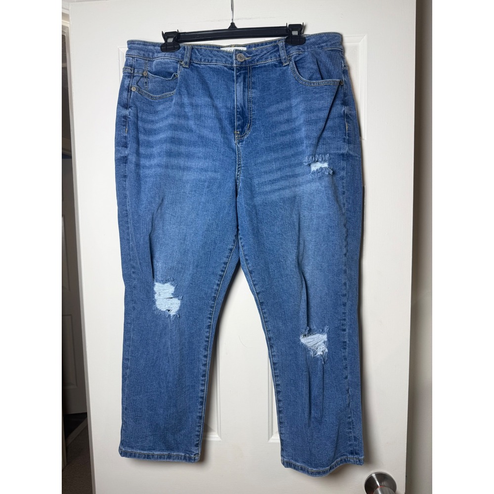 Eloquii Distressed Straight Leg Jeans Medium Wash Blue Denim Size 16 Distressed